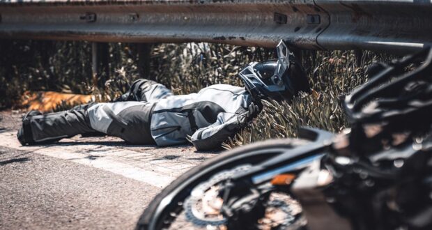 How To Maximize Your Chance of Survival in a Motorcycle Accident