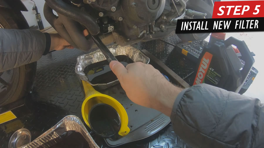 Step 5 Install the new oil filter YouMotorcycle