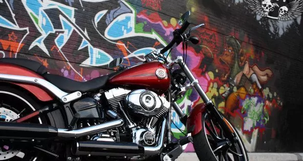 2013 Harley-Davidson Breakout Graffiti Side
