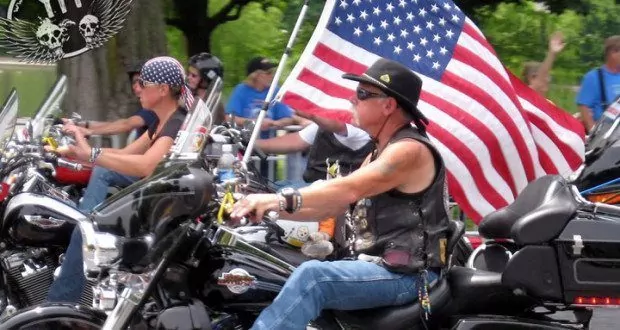 Rolling Thunder Motorcycle Rally Riders