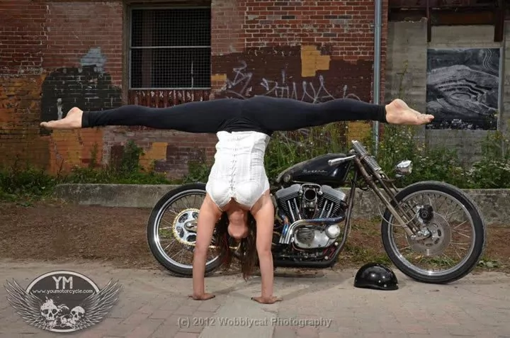 Motorcycle contortionist photo shoot - Danielle