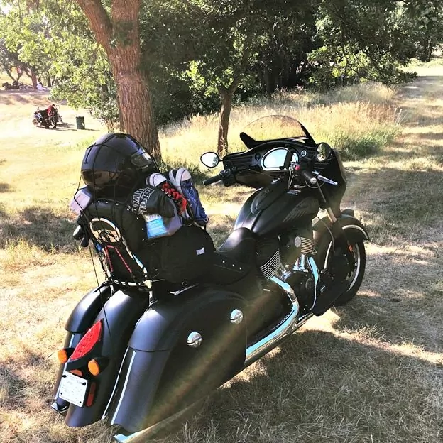 2017 Indian Chieftain Dark Horse all packed up