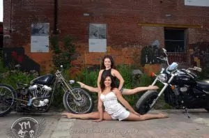 Contorionist @Gabby_DB Doing Splits Two Motorcycles