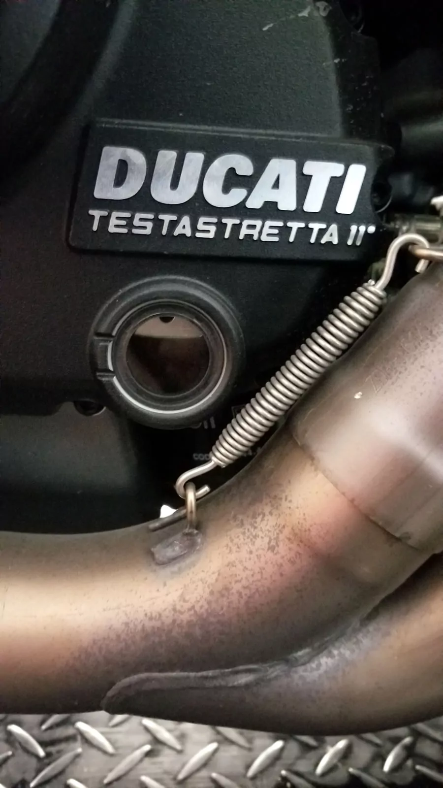 Ducati Diavel oil change oil color - before