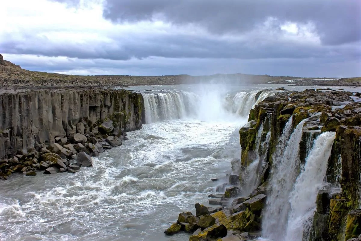 Iceland - Cliffs