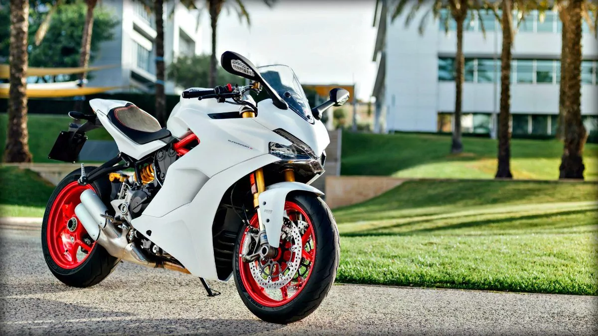 2017 Ducati SuperSport S Review