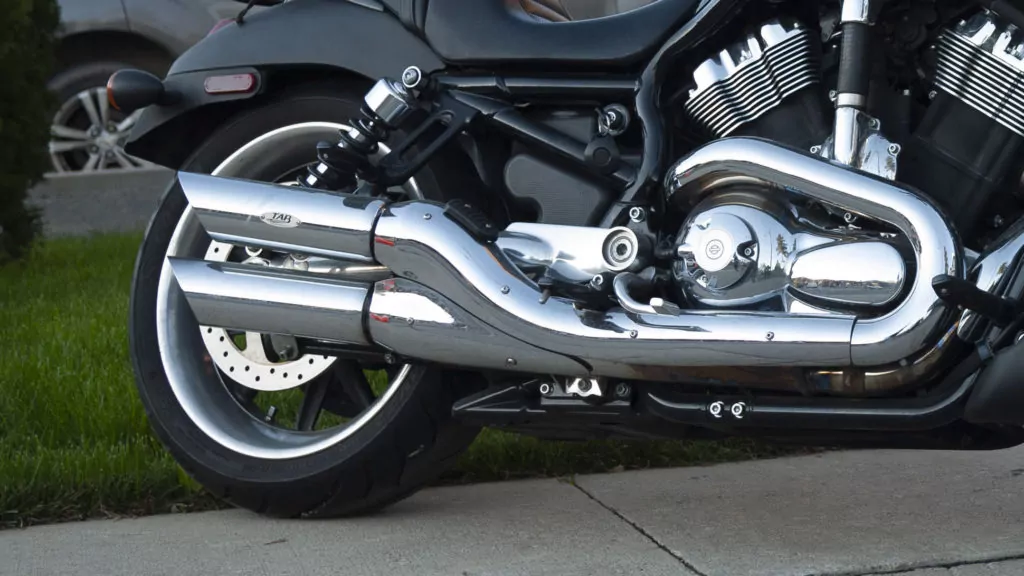 V-Rod Night Rod review exhaust