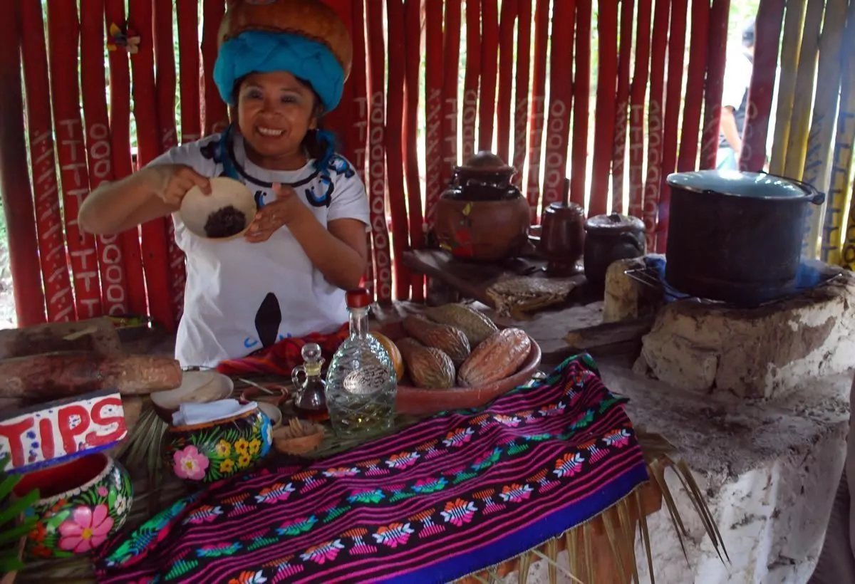 Woman makes real Mayan Chocolate